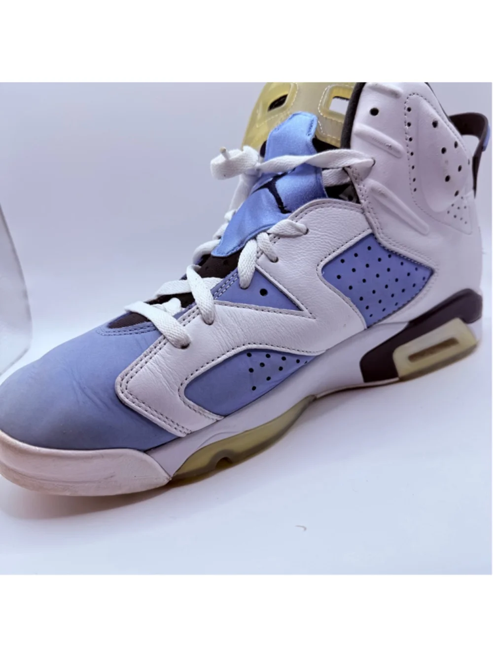 Nike Air Jordan Retro 6 UNC White‎ UNC Home Sneakers Men's Size 11.5